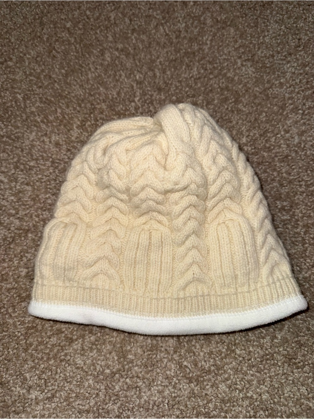 Patagonia Ivory Cable-Knit Beanie - Picture 3 of 4